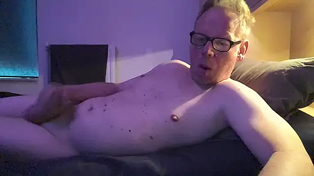 kinkyslet8 webcam show
