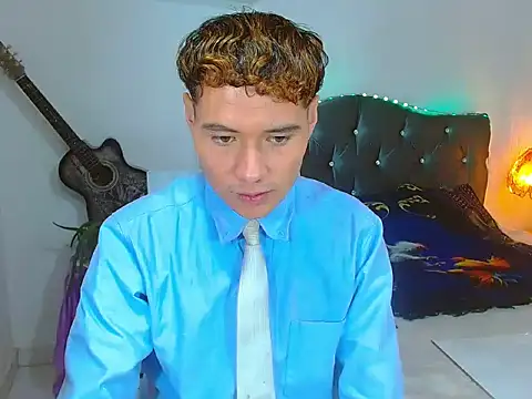 XXX chat uživo modela _Santi2