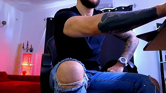MightyAaron66 Webcam show