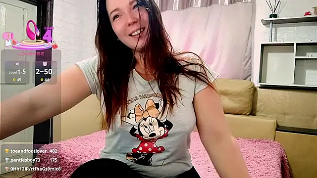 NotYourDoll: απευθείας συνομιλία ΧΧΧ