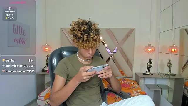 Anyelo_Twink 在線直播表演