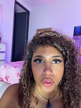 Chat XXX en directo de stormyy_