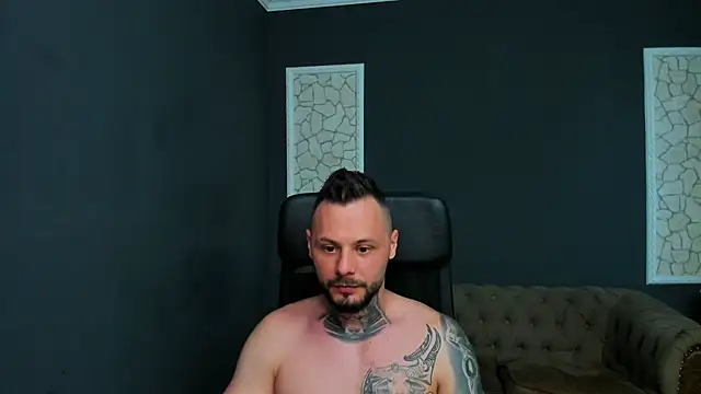 BrianHunts Live XXX-Chat