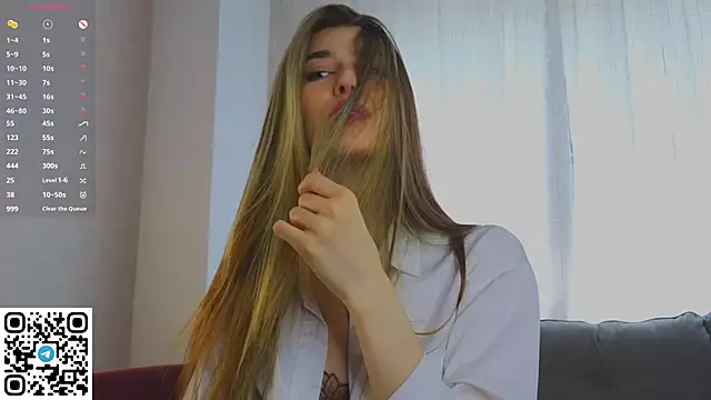 Quinavelle's Live XXX Chat