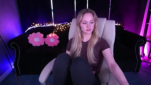 Chat +18 de LylaYeess ao vivo