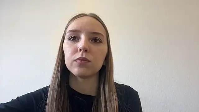 TanjaBrounson Adlı Modelin Canlı XXX Sohbeti