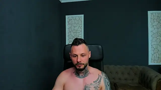 BrianHunts Chat XXX live
