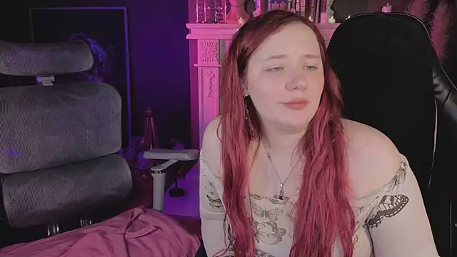 carolina_elf élő XXX-chatje