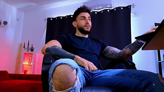 Chat +18 de MightyAaron66 ao vivo