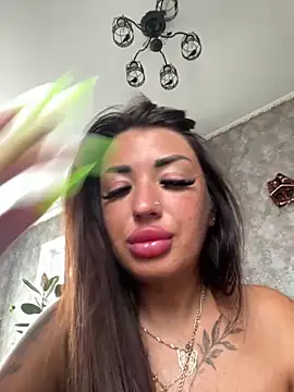 RuslanaXX's Live XXX Chat