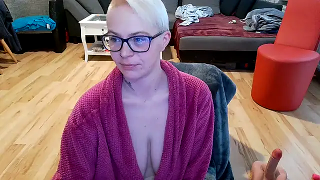 Czat XXX na żywo – ZuckerMausi17