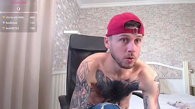 JonahShaw Live XXX-chat