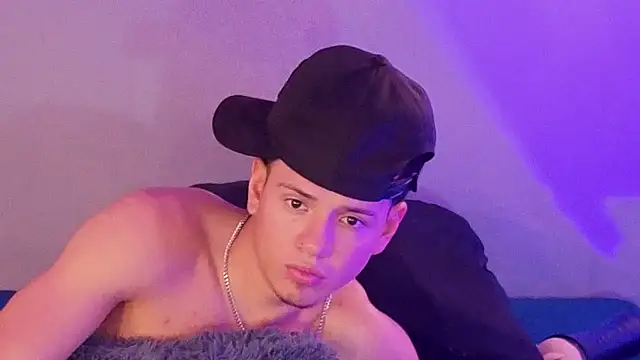 Show modela Erick__1 na web-kameri