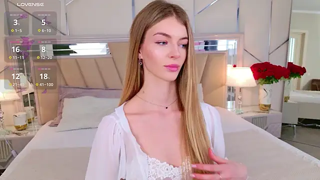 MeganMour élő XXX-chatje