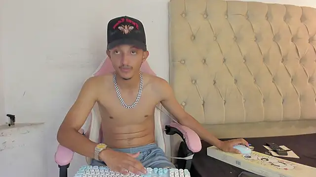 Онлайн чат XXX alpha_marcus