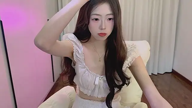 Onecutelittle's Live XXX Chat