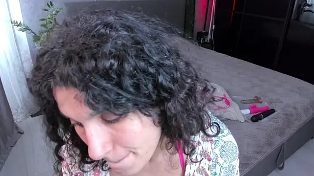 แชท XXX สดของ _CurlySue_