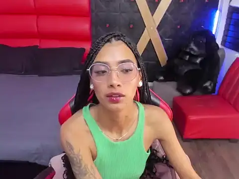 KarlaSlutSkinny__ Live XXX-chat
