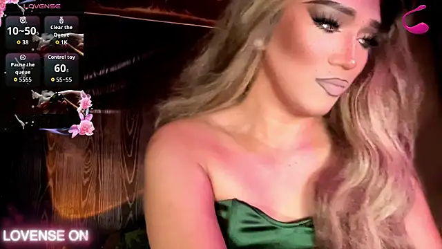 Lo_la_69 Chat XXX in diretta