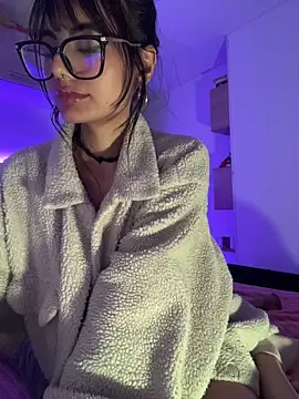 Chat XXX en directo de _Lucycherry