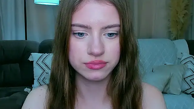 Erica_Kiss 即時 XXX 聊天