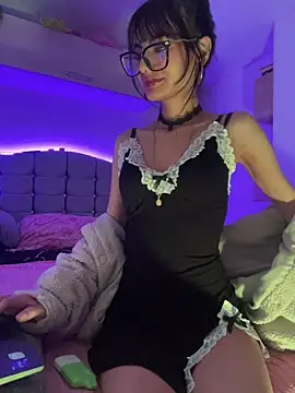 Živý XXX chat _Lucycherry