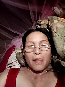 Živý XXX chat Cucci07