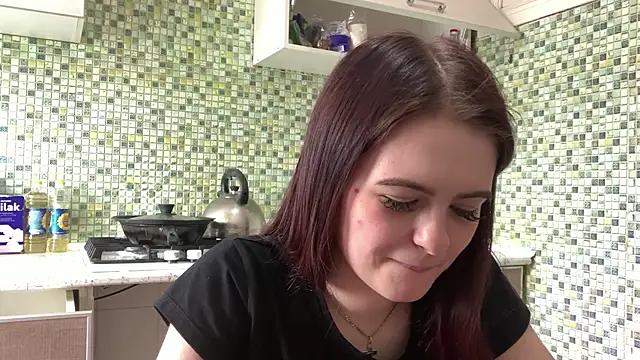 KikiAmino Live XXX Chat