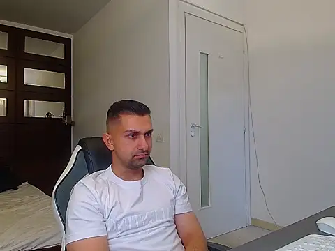 BryceReignn Live XXX chat