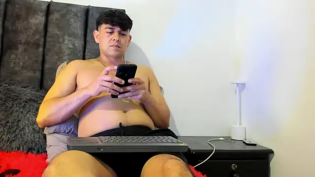 Chat XXX ao vivo de Bryan_Rossi