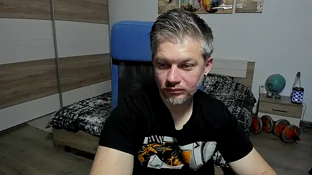 RobbyShawz: онлайн-секс-чат