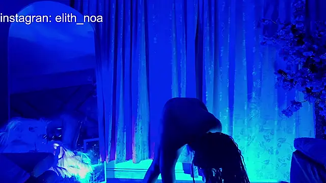Elith_noa élő XXX-chatje