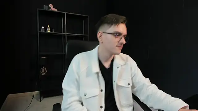 FelixStarkk: απευθείας συνομιλία ΧΧΧ