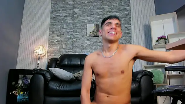 Show modela zack_joness18 na web-kameri