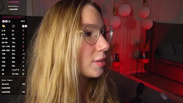 Chat XXX ao vivo de LeslieMines