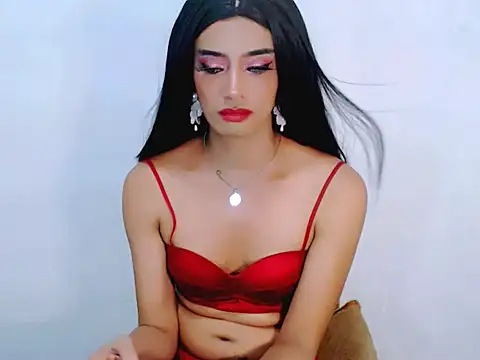 Queeny_Cassandra Chat XXX in diretta