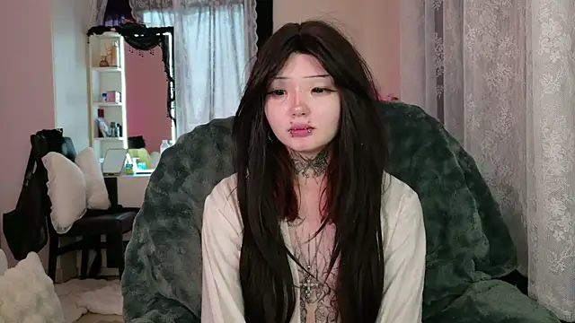 XXX chat uživo modela Lein_Bone