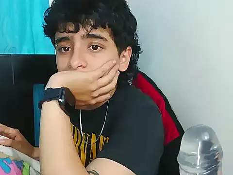 LatinHeatX22 Webcam Show