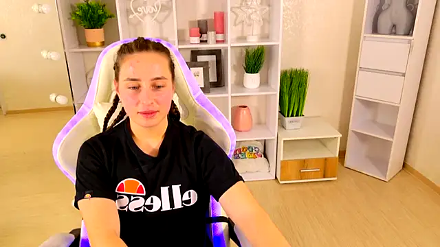 NadinnL's Live XXX Chat