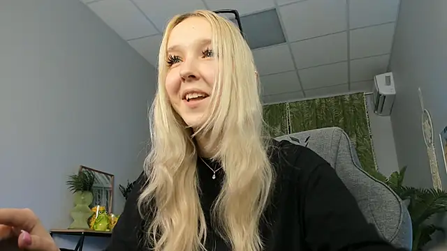 Chat XXX en directo de MaoqiBeverly