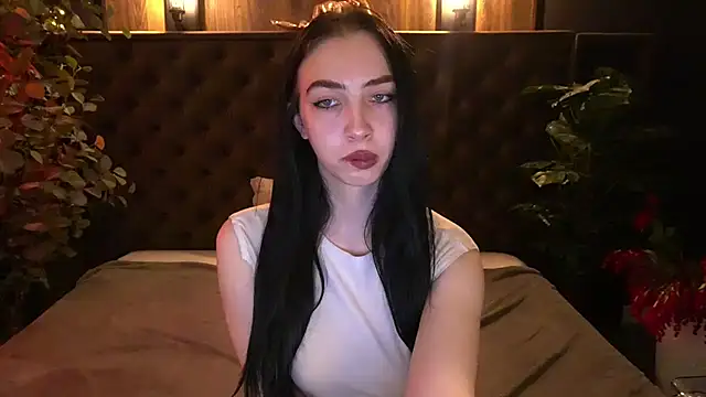 Czat XXX na żywo – WildKittenX_