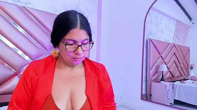 Онлайн чат XXX DianaSheren