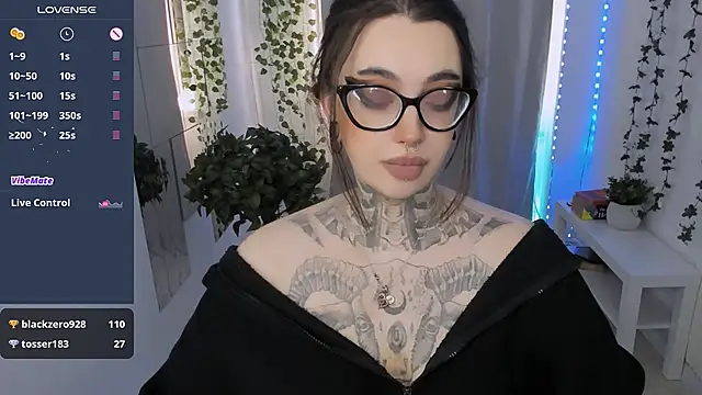 Dixi_Pixi_n Live XXX chat