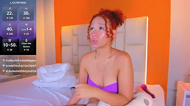 Chat XXX en directo de EmmaLawrence_