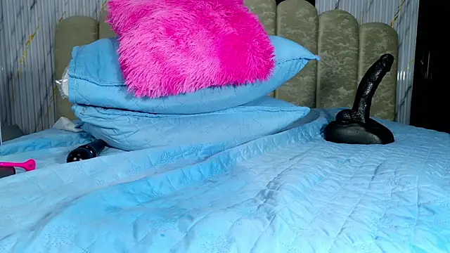 Czat XXX na żywo – violett_lo