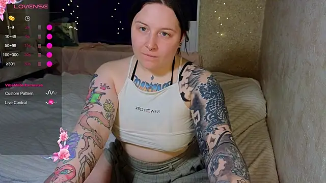 Belinda_Starlight live XXX chat