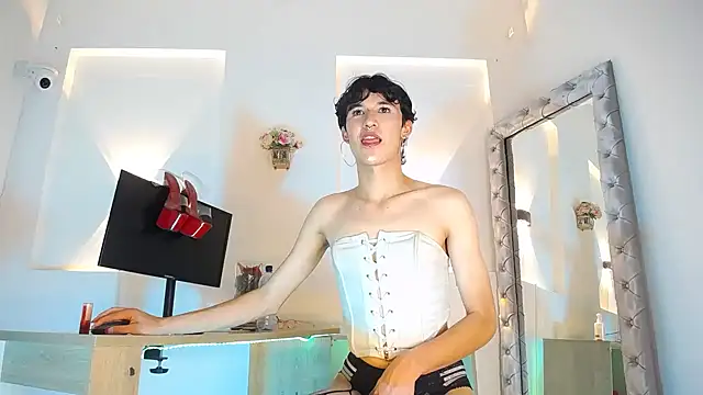 jullian_ricci Show Webcam