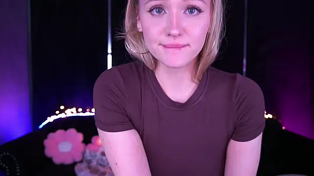 XXX chat uživo modela LylaYeess