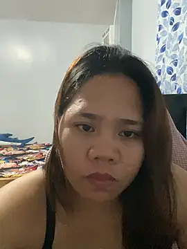 XXX chat uživo modela _UrSingleMamiBella_