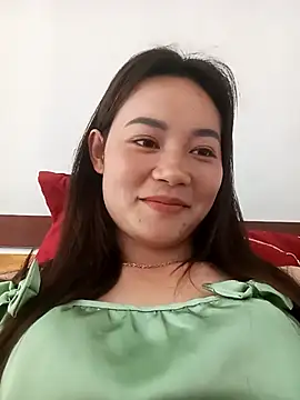 little-green-sprout's Live XXX Chat